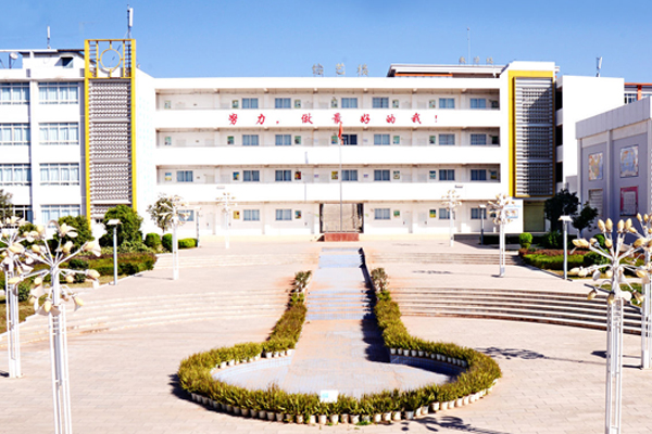 【JSL榴莲视频WWW在线观看案例】雲南楚雄州永安學校多功能報告廳